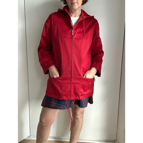 St John Sport Red Hooded Jacket Size M Zip Front Nautical Coastal Preppy Style - Picture 10 of 10